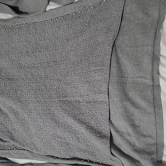 Rock & Republic studded long sleeve top gray S sweater drop tail - Picture 7 of 11
